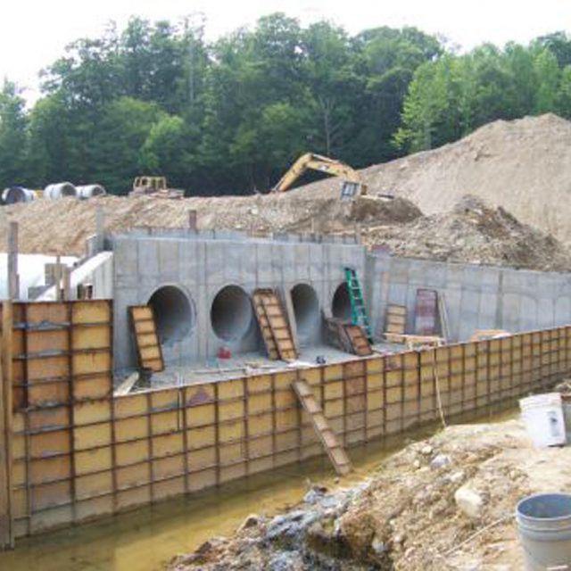 HALL Contracting works on building the Broyhill Dam overflow structure